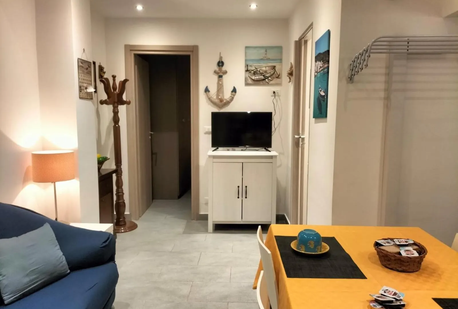 Mamma Ro Apartament For Two Centre Politeama Palermo 0*,